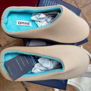 OMine Beige and Aqua Women's Slippers